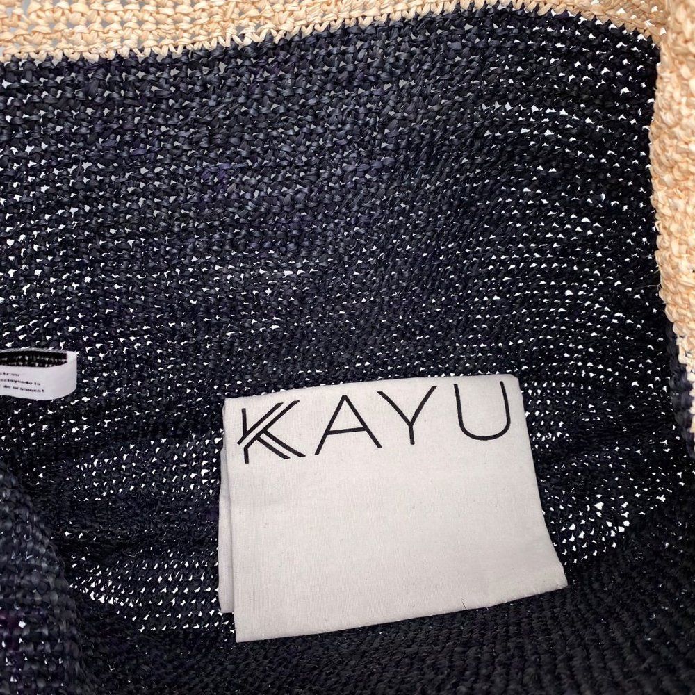 Kayu Women's Elin Two Tone Raffia Woven Tote New - Picture 16 of 16